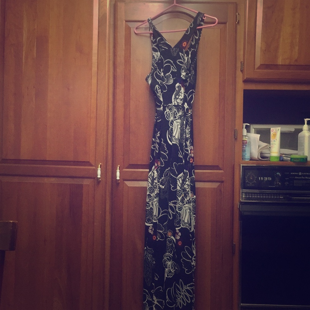 Motherhood Maternity Dress